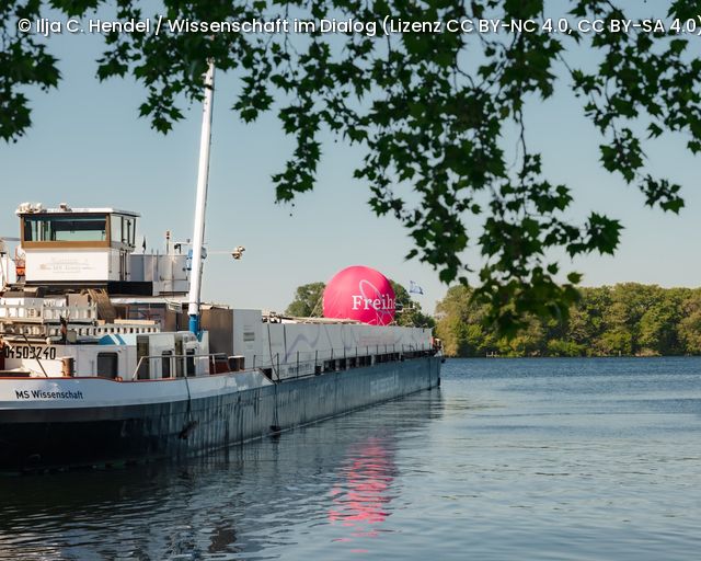 Schiff MS Wissenschaft im Wasser