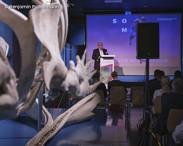 Matthias Kleiner hält Rede