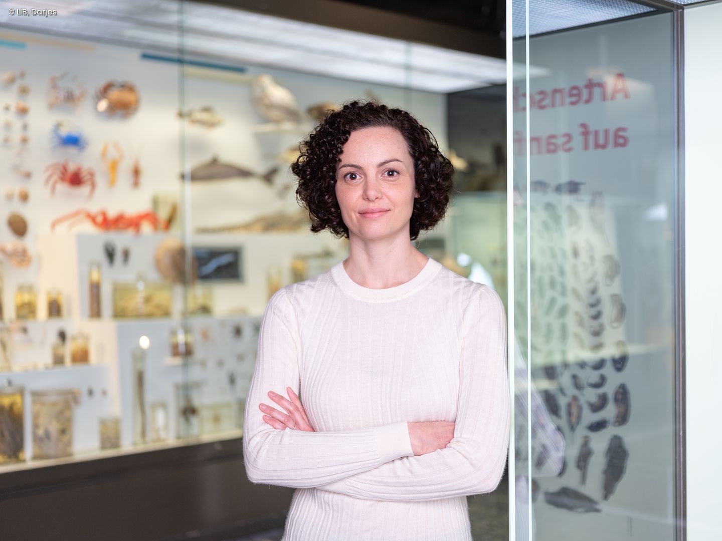 Dr. Jenna Moore im Museum der Natur Hamburg